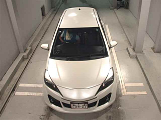 TOYOTA VITZ 2016