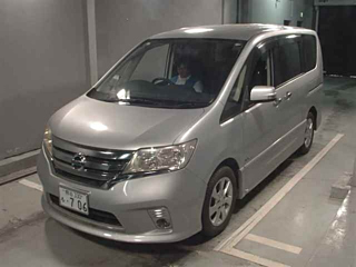 NISSAN SERENA 2013