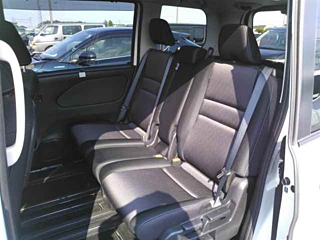 NISSAN SERENA 2018