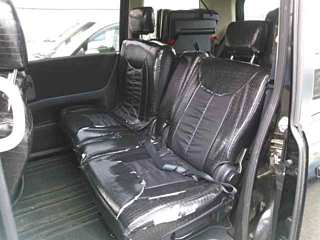 NISSAN SERENA 2009