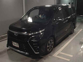 TOYOTA VOXY 2020