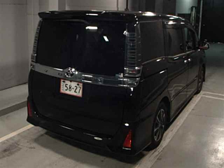 TOYOTA VOXY 2020