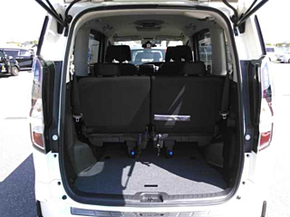 NISSAN SERENA 2020