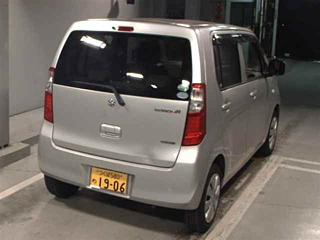 SUZUKI WAGON R 2013