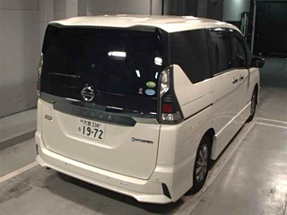 NISSAN SERENA 2018