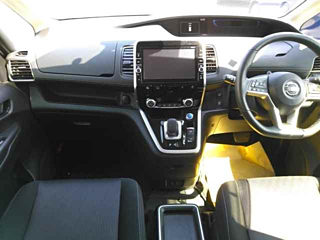 NISSAN SERENA 2018