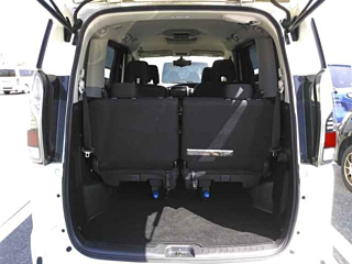 NISSAN SERENA 2018