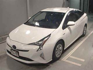 TOYOTA PRIUS 2018