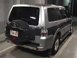MITSUBISHI PAJERO 2012