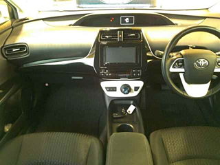TOYOTA PRIUS 2018