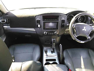 MITSUBISHI PAJERO 2012