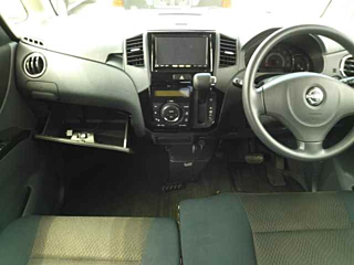 NISSAN ROOX 2012