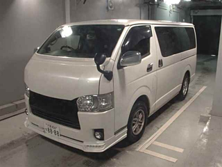 TOYOTA HIACE VAN 2017