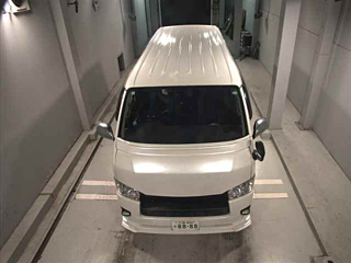 TOYOTA HIACE VAN 2017