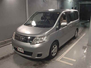 NISSAN SERENA 2010