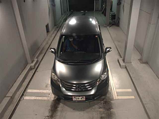 HONDA FREED 2010