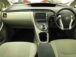 TOYOTA PRIUS 2011