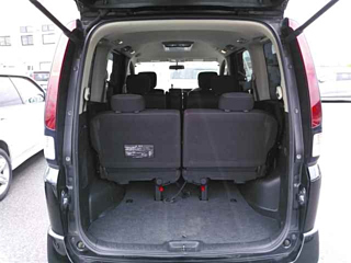 NISSAN SERENA 2009
