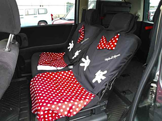 NISSAN SERENA 2010