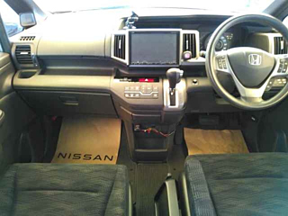 HONDA STEP WAGON 2014