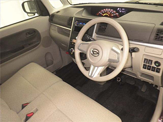 DAIHATSU TANTO 2014