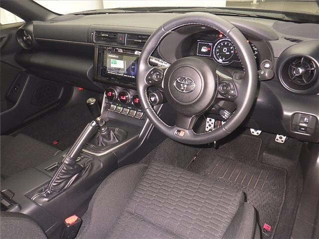 TOYOTA 86 2024