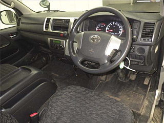 TOYOTA REGIUS ACE VAN 2015