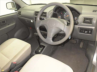 MITSUBISHI MINICA 2011