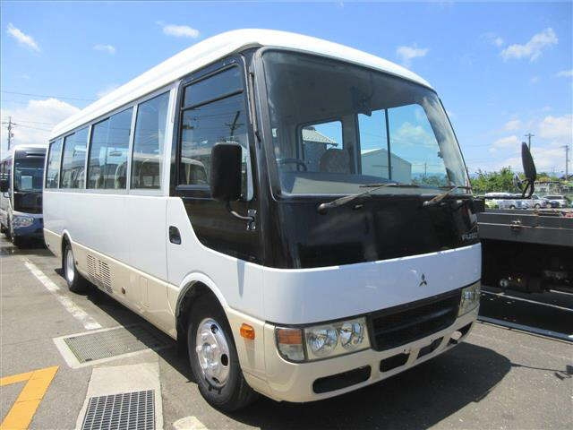 MITSUBISHI ROSA 2010