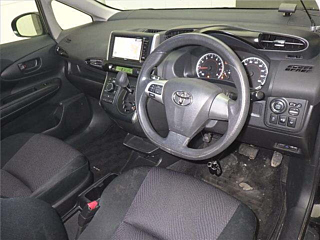 TOYOTA WISH 2014
