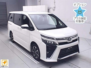 TOYOTA VOXY 2019