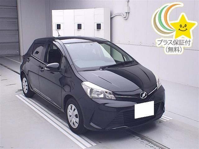 TOYOTA VITZ 2015