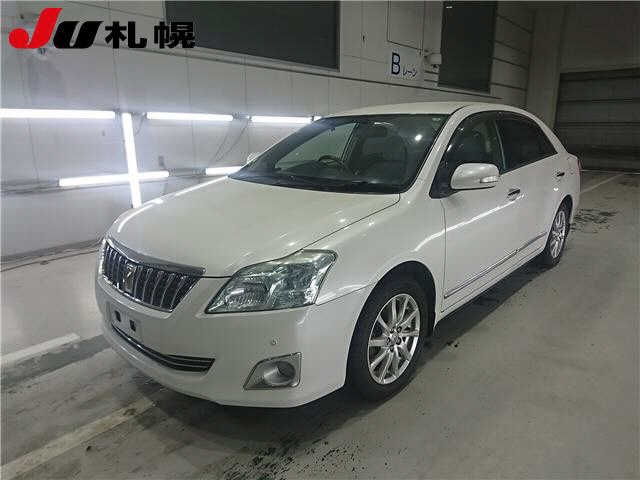 TOYOTA PREMIO 2011