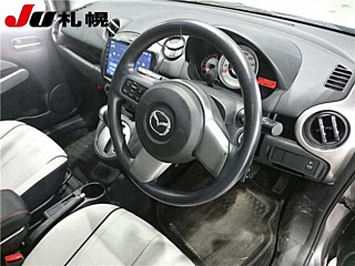 MAZDA DEMIO 2009