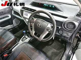 TOYOTA AQUA 2012