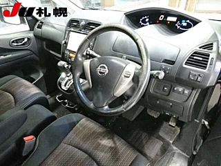 NISSAN SERENA 2014