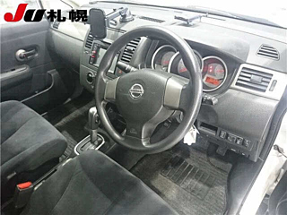 NISSAN TIIDA LATIO 2010
