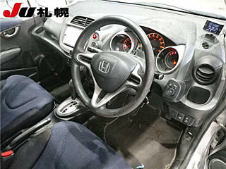 HONDA FIT 2010