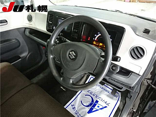 SUZUKI MRWAGON 2011