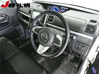 DAIHATSU TANTO 2015