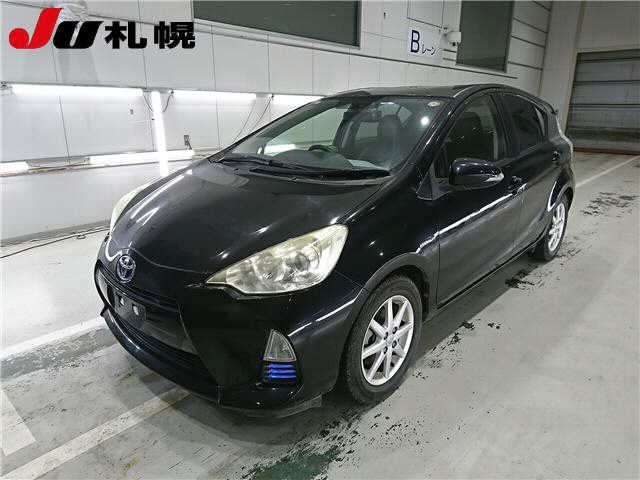 TOYOTA AQUA 2012