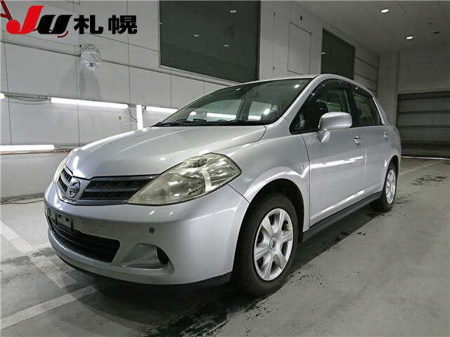 NISSAN TIIDA LATIO 2010