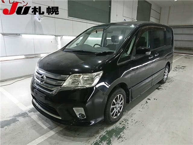 NISSAN SERENA 2011