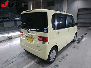 DAIHATSU TANTO 2011