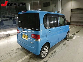 DAIHATSU TANTO 2008