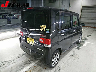 DAIHATSU TANTO 2012