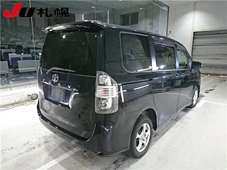 TOYOTA VOXY 2008