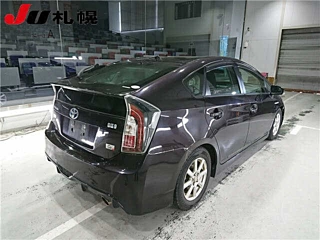 TOYOTA PRIUS 2014