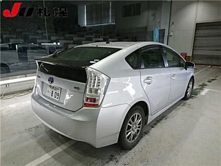 TOYOTA PRIUS 2010