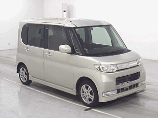 DAIHATSU TANTO 2008